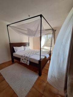 Holm's Home - Praia de Diani - 1