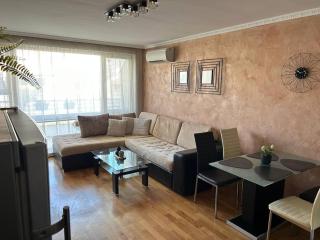 Super Central Comfy Apartment - Bourgas - 1