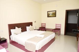 SHALOM HOME Stays - Vālpārai - 8