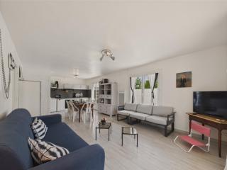 200m plage - grande terrasse pour 4 personnes - - 4