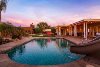 Pickleball in Paradise- 6 bedrooms pool spa arcade putting green sportspickleballvolleyball - 4