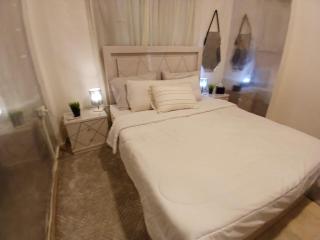 A cozy house with a backyard in Sheikh Zayef - Sheikh Zayed - 1