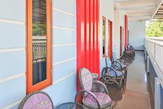 Joglo Guest House Syariah Mitra RedDoorz - Tegal - 8
