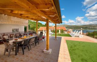 Amazing Home In Trogir With Private Swimming Pool, Can Be Inside Or Outside - Trogir - 9