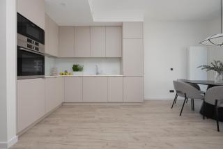Luxury Apartments with Parking and Air Conditioning in Warsaw's Wola District by Renters Prestige - Varsavia - 7