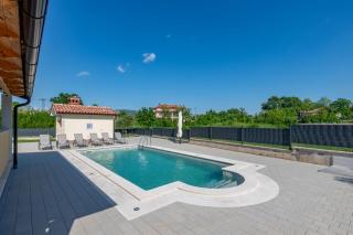 Villa Casa Berton, a charming pool villa close to the sea - Nedeščina - 1