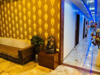 Hotel RR ONE Rooms - Vadodara - 5