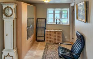 4 Bedroom Stunning Home In Bandholm - Bandholm - 2