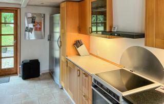 4 Bedroom Stunning Home In Bandholm - Bandholm - 6