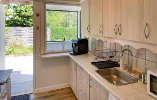 Gorgeous Home In Væggerløse With Wifi - 5