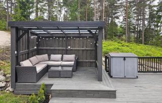 Amazing Home In Gressvik - Gressvik - 4