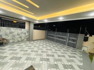X wharehouse - Dargai - 2