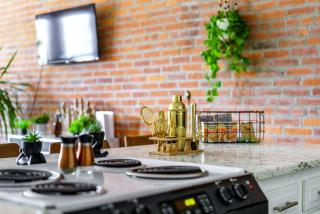 Prime Location Top Rated Clean Parking Free - Columbus - 9