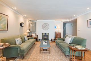 The Beach House at Sandgate by Bloom Stays - Sandgate - 5