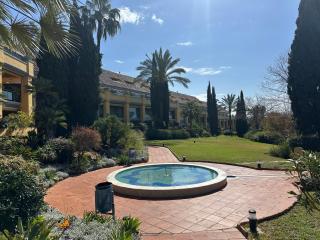 Apartamentos Playa Bahia Marbella Elizabeth Luxury - Marbella - 9