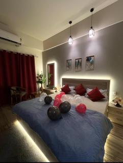 Evoke Stays - Greater Noida - 7