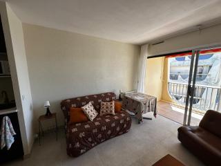 Coeur de ville, studio avec parking N73 - 4