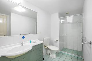 Blue Water Bay Luxury Villas - Southport - Gold Coast - 5