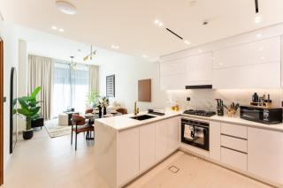 Beautiful 1 Bed Apartment in Binghatti Orchid - 4