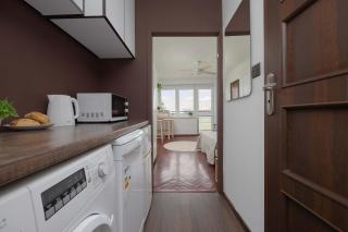 Salezego Studio with Balcony near PGE Narodowy Warsaw by Noclegi Renters - 5