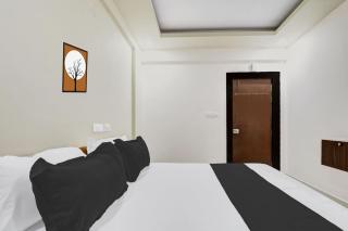 Hotel O Sri Harshitha Grand Near Zudio - Star Bazaar, Kundalhalli Gate - Bangalore - 1