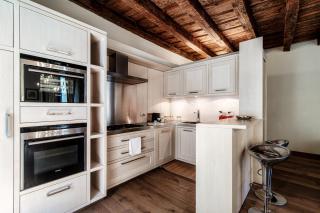 First & Urban Oasis - by MyHomeInComo - 6