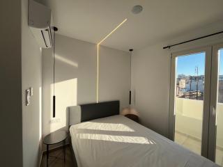 Central -III- Room - Athene - 8