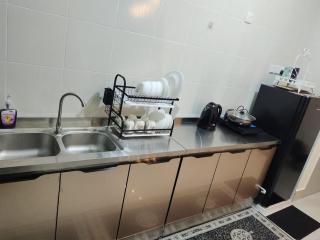 Modern and Comforts RC Residence Fully Aircond - 3