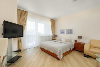 Cozy Studio Spacerowa with Balcony in Kolobrzeg by Noclegi Renters - Kołobrzeg - 9