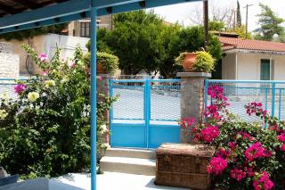 The Almond Mountain Village House - 5