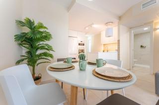 Cambrils - Luxury Apt - Beach & Rooftop Pool - AC - 4 Guests - Cambrils - 8