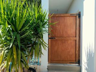 The Almond Mountain Village House - 6