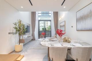 Elegant 1BHK by CzechIn Luxe Stay with Pool and Gym - 3