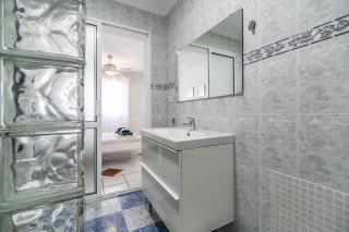Charming Townhouse in El Faro, Spain, Studding Sea View & Community Pool - Fuengirola - 5
