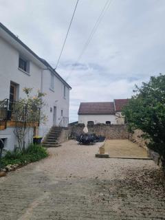 LE ROCAGERMANOIS - Jolie maison de village - Saint-Germain-le-Rocheux - 0