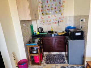 Gianna's Studio Apartment - Mombaça - 2
