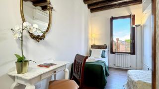 Ca' Angelica Canal View - Venice - 6