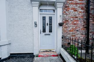 Humble Home NE 2 - 8