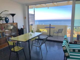 Cosy apartment with fabulous SEA VIEWS 70's style - Sant Feliu de Guíxols - 0