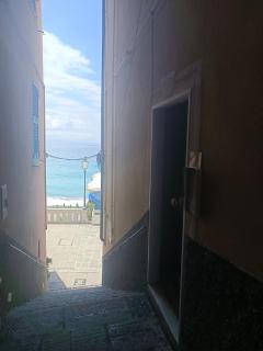 Blue Windows - Camogli - 8