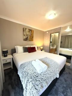 206 South Perth Secret Sanctuary1br-prkg - Perth - 2