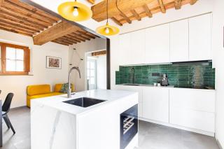 La Casina, precious property in a unique location, Viareggio - 0