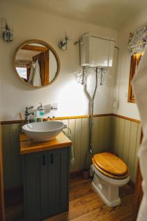 Fotheringhay Glamping - - 8