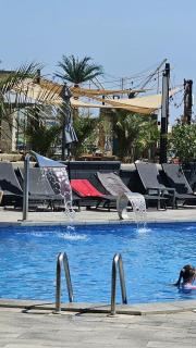 Luxury Suit Beach Front Promenada Pool & Spa Resort prima linie la mare - Năvodari - 5