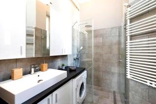 Váci Street Apartments - Best Location in Budapest, Steps from the Danube - 5