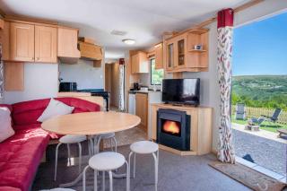 Hopkins Retreat - 3 Bedroom Caravan - Hot Tub - Swansea - 9