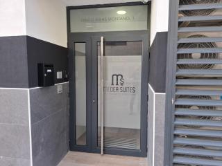 Medea Suites Apartamentos - 7