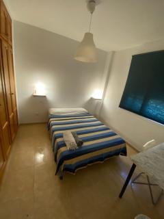 HABITACIÓN CON BAÑO PRIVADO, en piso compartido - Coín - 9