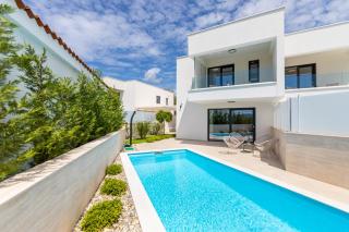 Villa Aurelia 3 with pool - Linardići - 2