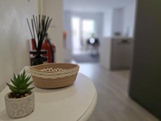 Smile and Wave Apartment - 5